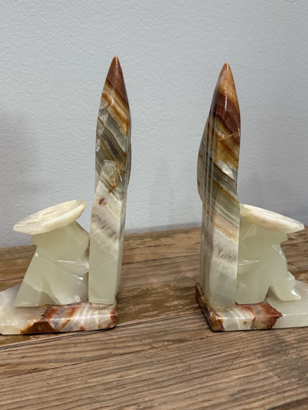 Bookends Hand Carved Onyx Alabaster Marble Stone Mexican Sombrero Cactus Siesta